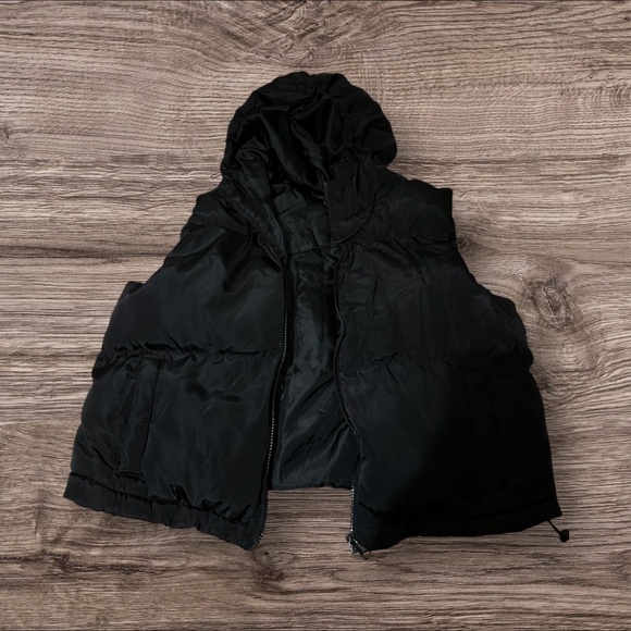 Sugar Kiss Puffy Black Vest Jacket - Picture 2 of 4